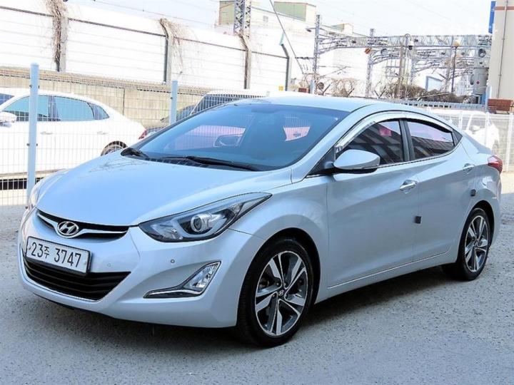 Hyundai Avante 1.6 GDi Premium Base Type 3