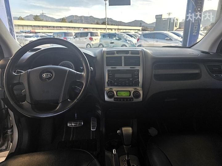 Kia Sportage New Diesel VGT 2WD TLX Top Model 10