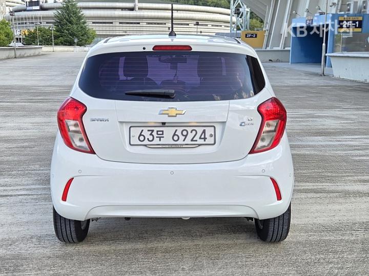 Chevrolet Spark The Next LTZ 3