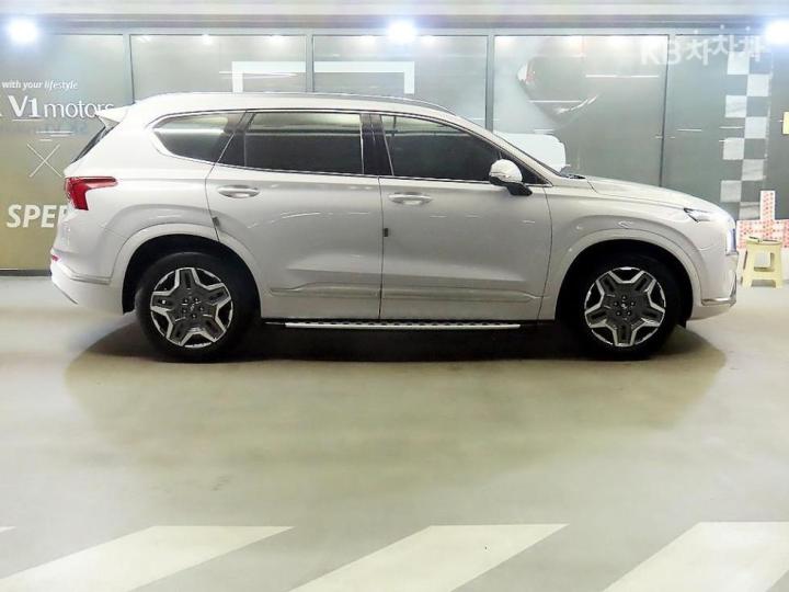 Hyundai Santa Fe TM Hybrid 1.6 HEV 2WD Calligraphy 4
