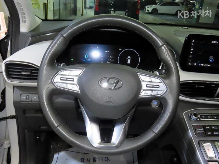 Hyundai Santa Fe TM Hybrid 1.6 HEV 2WD Calligraphy 9