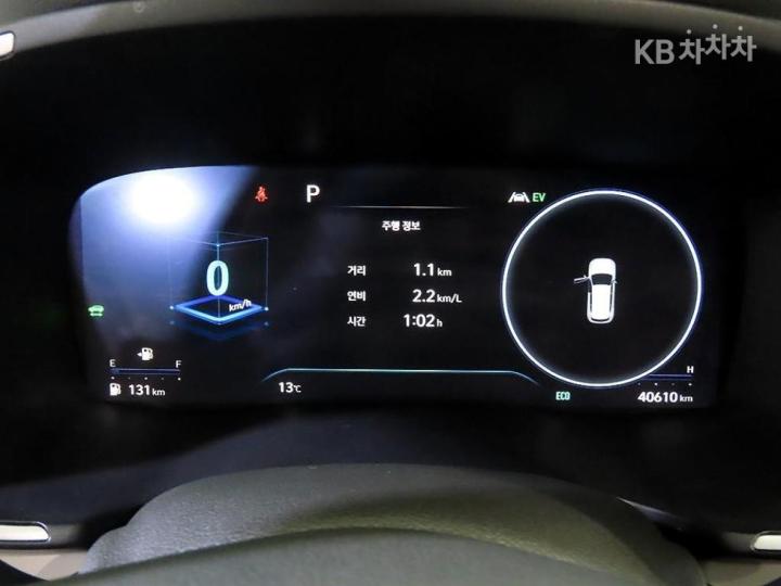 Hyundai Santa Fe TM Hybrid 1.6 HEV 2WD Calligraphy 10