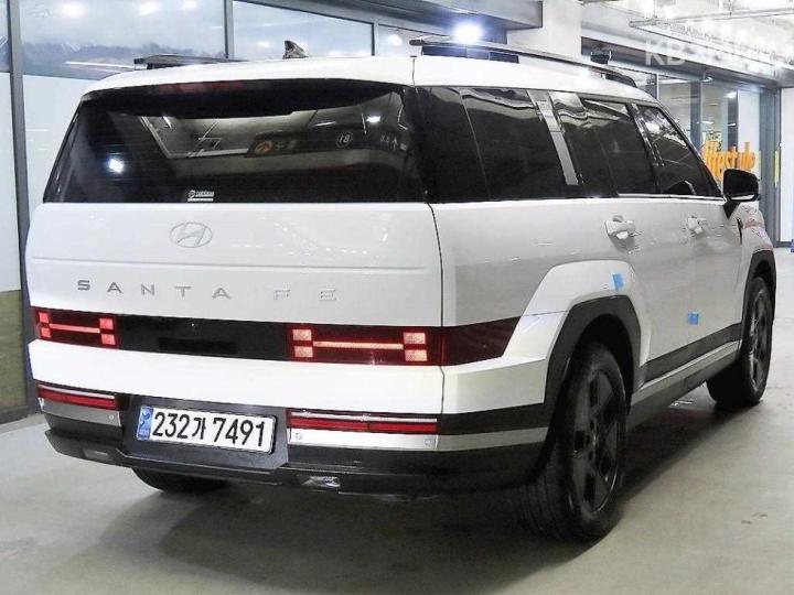 Hyundai Santa Fe The Hybrid MX5 1.6T HEV 2WD Prestige 5