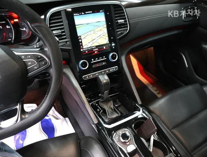 Renault SM6 2.0 GDe RE 10