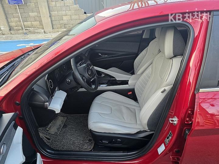 Hyundai Avante CN7 1.6 Gasoline Inspiration 5