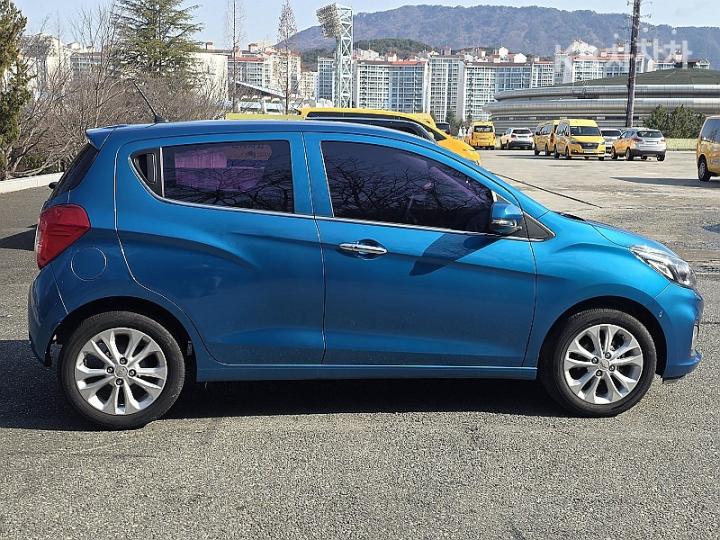 Chevrolet Spark Premier Base Type 8