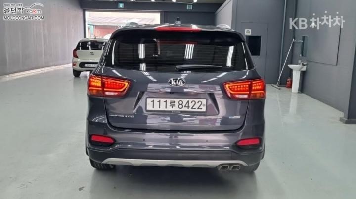 Kia Sorento 2.0 Diesel 2WD Master 5
