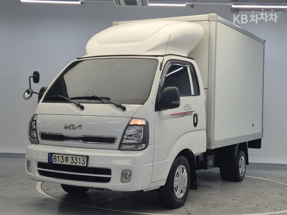 Kia 더 뉴 봉고3 내장탑차 1톤 플러스형 킹캡 초장축 L - фото 1