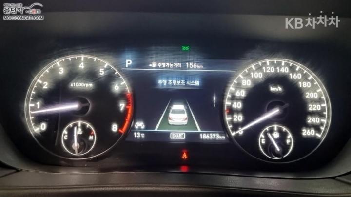 Genesis EQ900 3.3 T-GDI AWD Premium Luxury 6