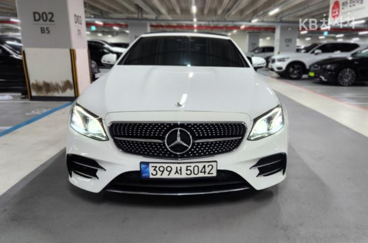 Mercedes-Benz E-Class W213 E220d Cabriolet