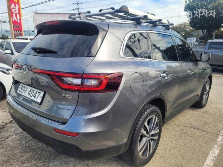 Renault QM6 2.0 4WD RE Base Type 5