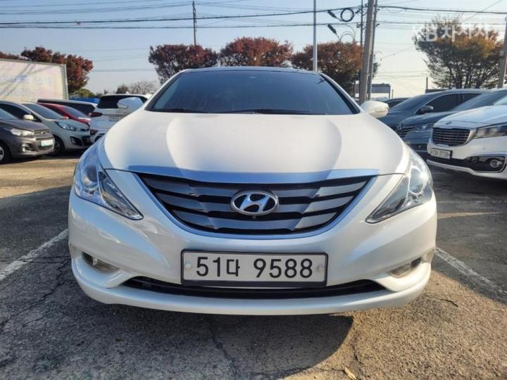 Hyundai Sonata YF LPi Premier