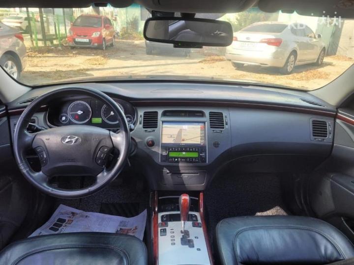 Hyundai Grandeur TG LPI Q270 Base Type 10