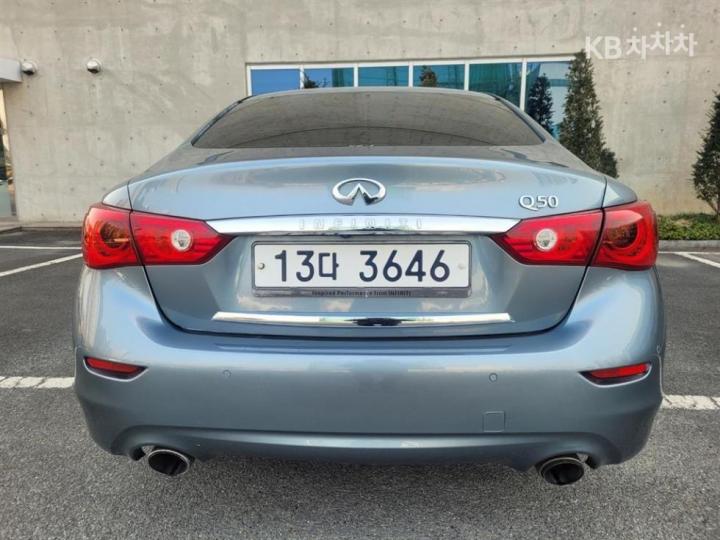 Infiniti Q50 2.2d Premium 3