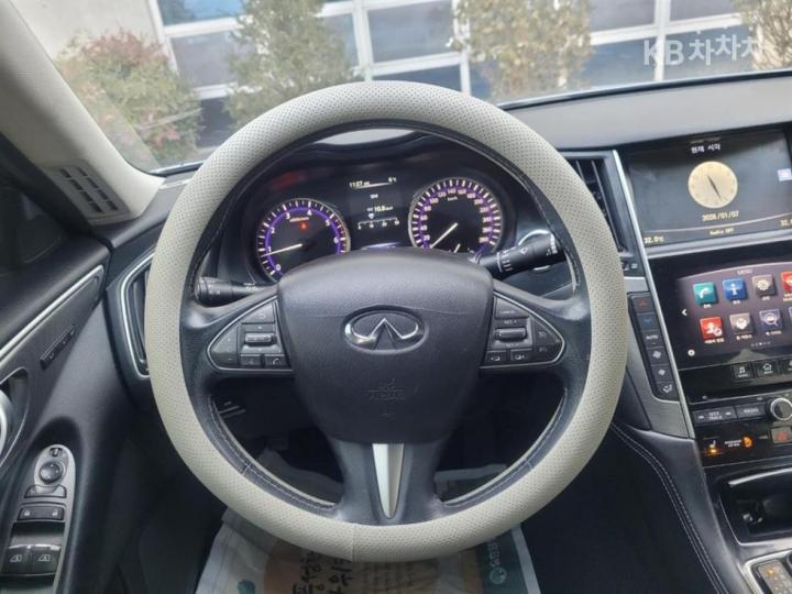 Infiniti Q50 2.2d Premium 9