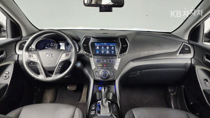 Hyundai Santa Fe The Prime Diesel R2.0 2WD Value Plus 10