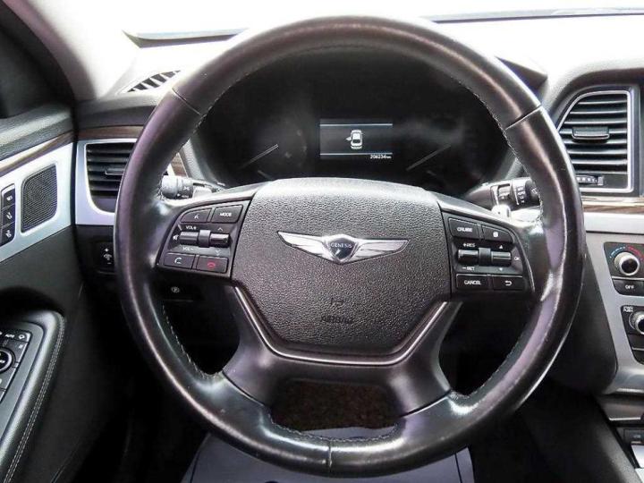 Genesis G80 3.3 GDI Luxury 8