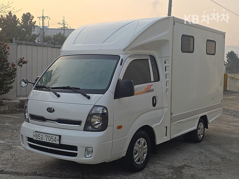 2018 - kia bongo iii