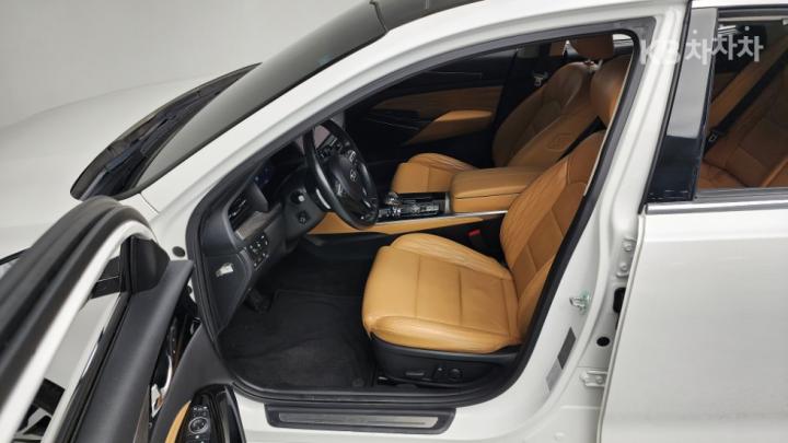 Kia K7 Premier 2.5 GDi X Edition 8