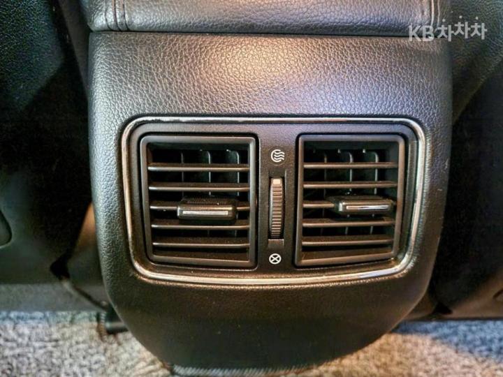 Kia K7 LPI VG270 Luxury 7