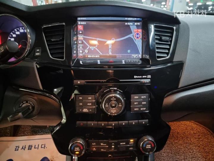 Kia K7 LPI VG270 Luxury 10