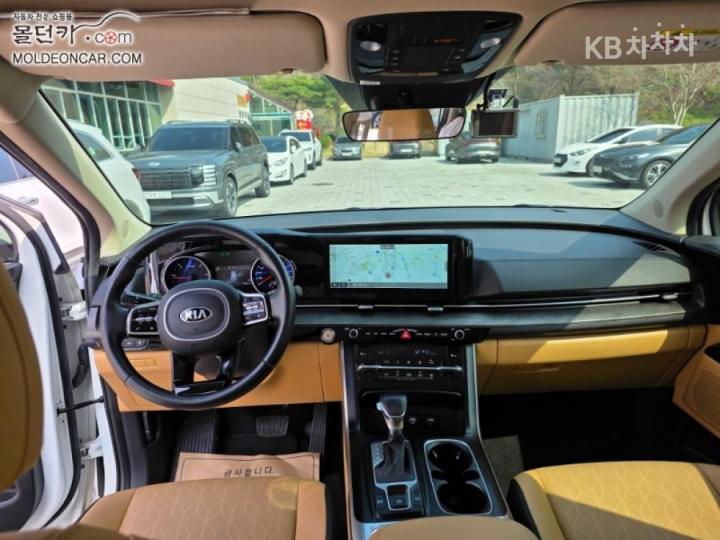 Kia Carnival D2.2 Prestige 7