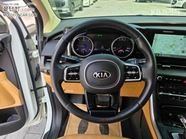 Kia Carnival D2.2 Prestige 10