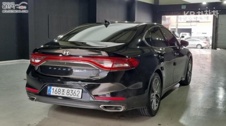 Hyundai Grandeur IG 3.0 LPi Modern Base Type 3