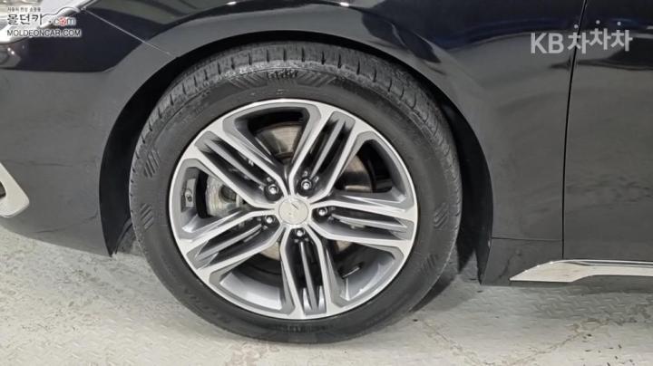 Hyundai Grandeur IG 3.0 LPi Modern Base Type 7