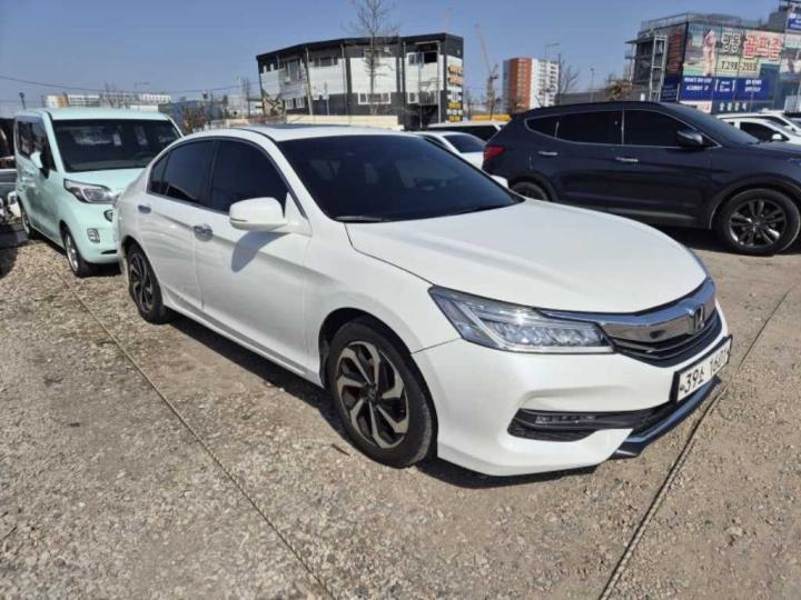 Honda Accord 2.4 Sedan EX-L CVT 3