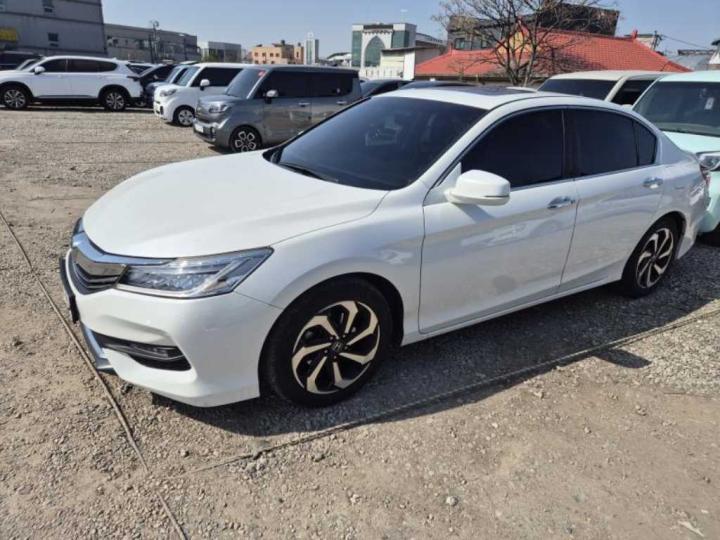 Honda Accord 2.4 Sedan EX-L CVT 4