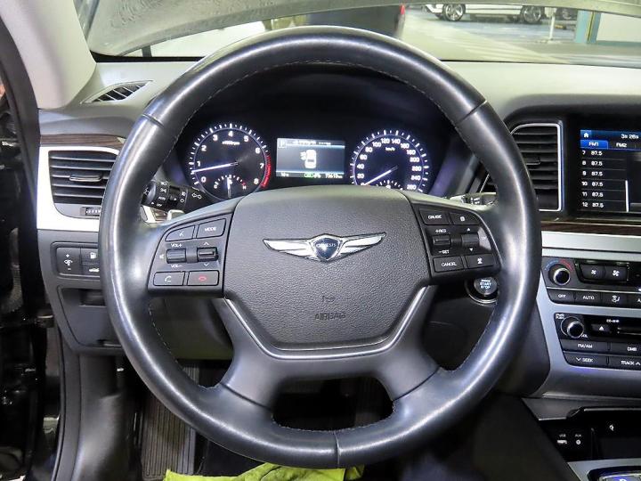 Genesis G80 3.3 GDI Luxury 9