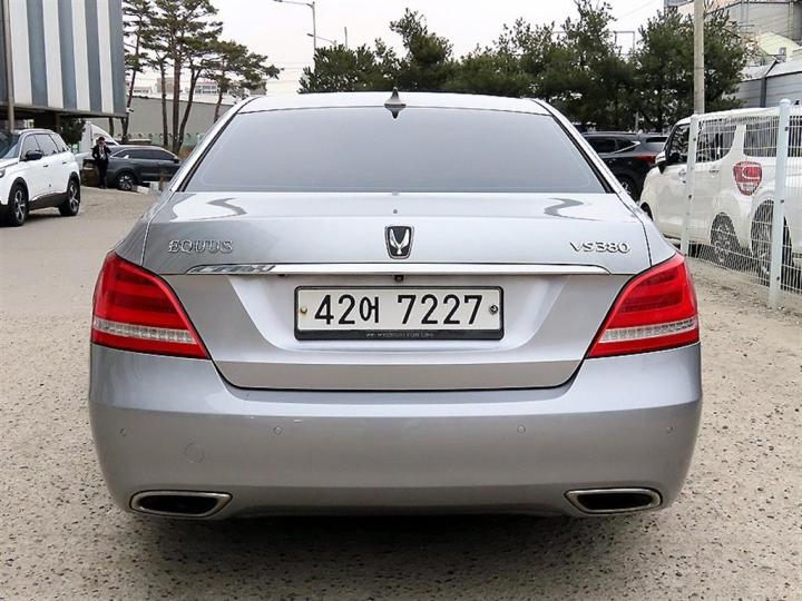 Hyundai Equus New VS380 Premium 5