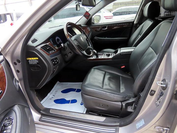 Hyundai Equus New VS380 Premium 6