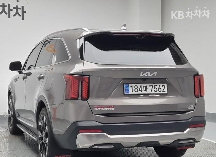 Kia Sorento MQ4 2.5 T-GDI AWD Signature 3