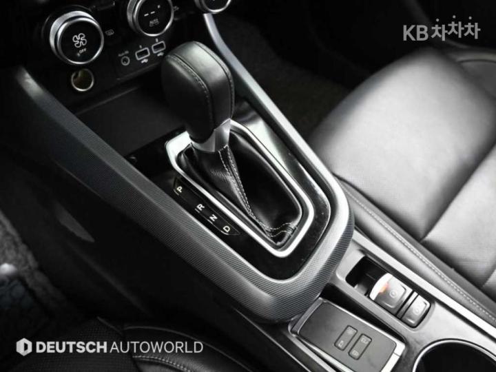 Renault XM3 1.3 Turbo Gasoline RE 10