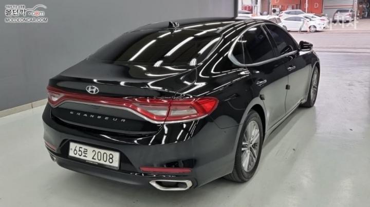 Hyundai Grandeur IG 2.4 Premium Base Type 3