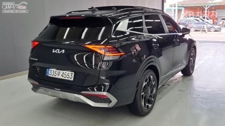 Kia Sportage The G1.6 T-GDI 2WD Signature 3