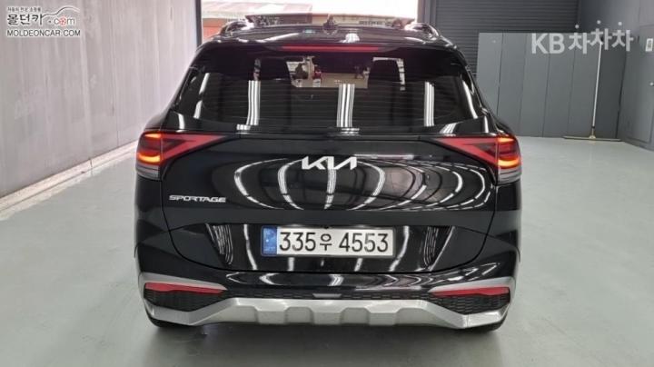 Kia Sportage The G1.6 T-GDI 2WD Signature 5