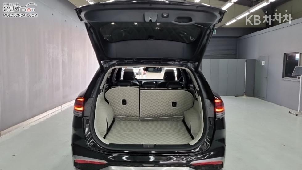 2022 - kia sportage
