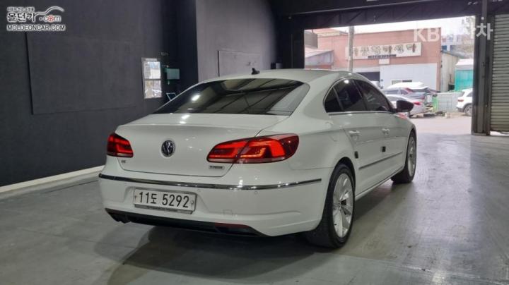 Volkswagen CC New 2.0 TDI BlueMotion 3