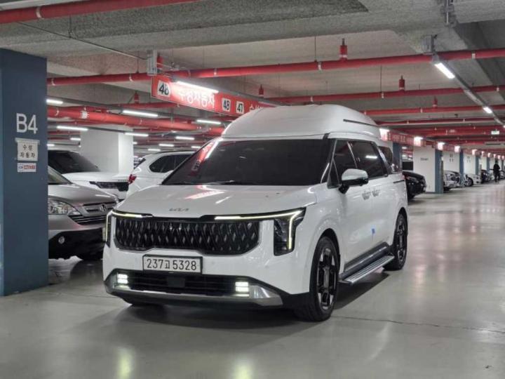 Kia Carnival High Limousine G3.5 GDI Signature 2