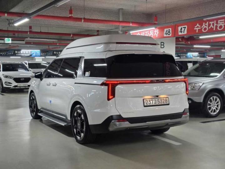 Kia Carnival High Limousine G3.5 GDI Signature 4