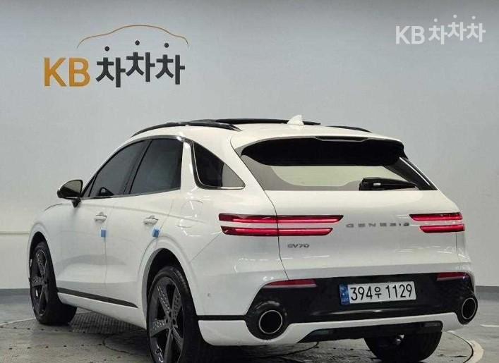 Genesis GV70 Gasoline 2.5T 2WD 3