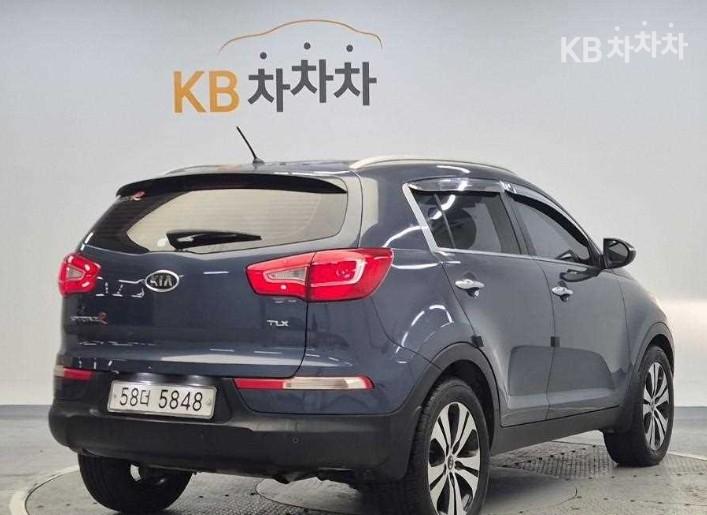 Kia Sportage R 2WD Diesel TLX Top Model 4