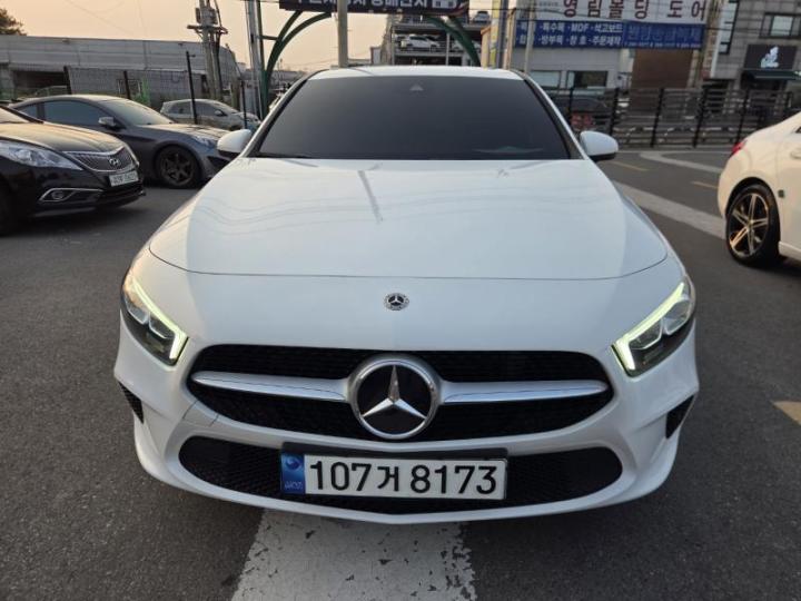 Mercedes-Benz A-Class W177 A220 Hatchback Base Type 3