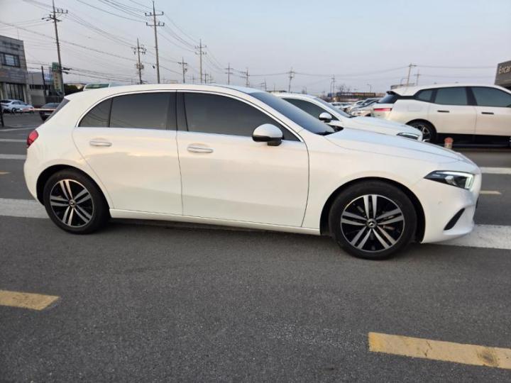 Mercedes-Benz A-Class W177 A220 Hatchback Base Type 6