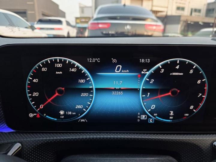 Mercedes-Benz A-Class W177 A220 Hatchback Base Type 7