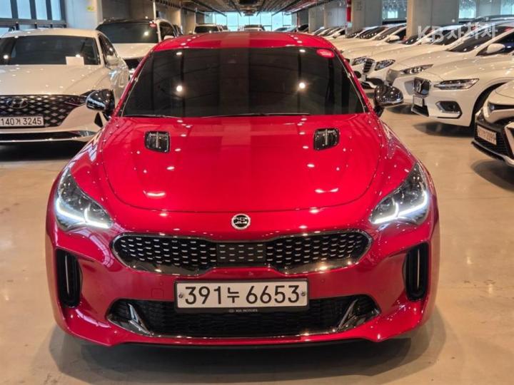 Kia Stinger 2.0 Turbo 2WD Platinum