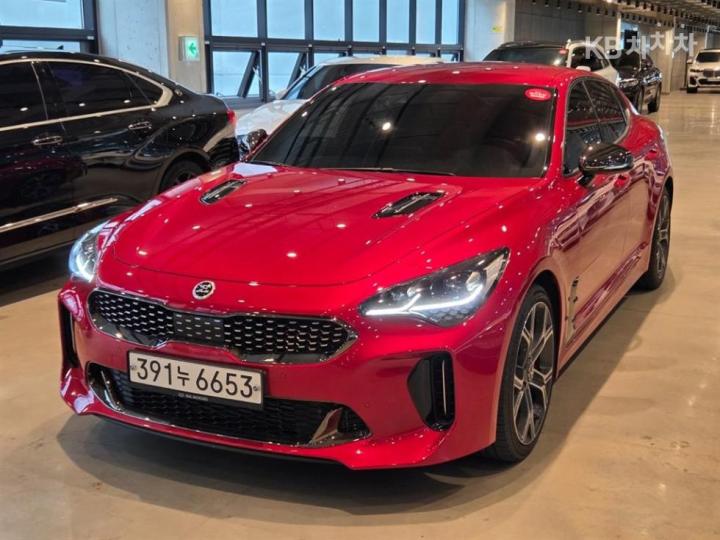 Kia Stinger 2.0 Turbo 2WD Platinum 3